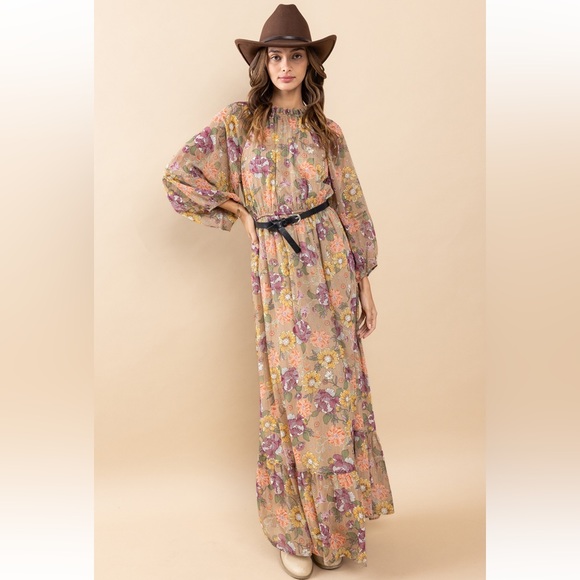 42 Beautiful Floral Print Tiered Maxi Dress - Picture 3 of 6